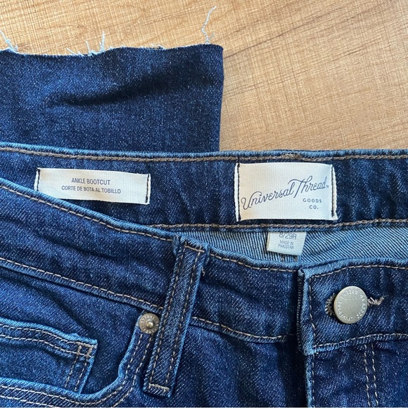 Universal Thread Ankle Boot Jeans - Picture 2 of 3
